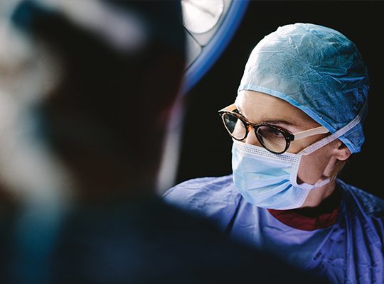 A female surgeon in the operating room
